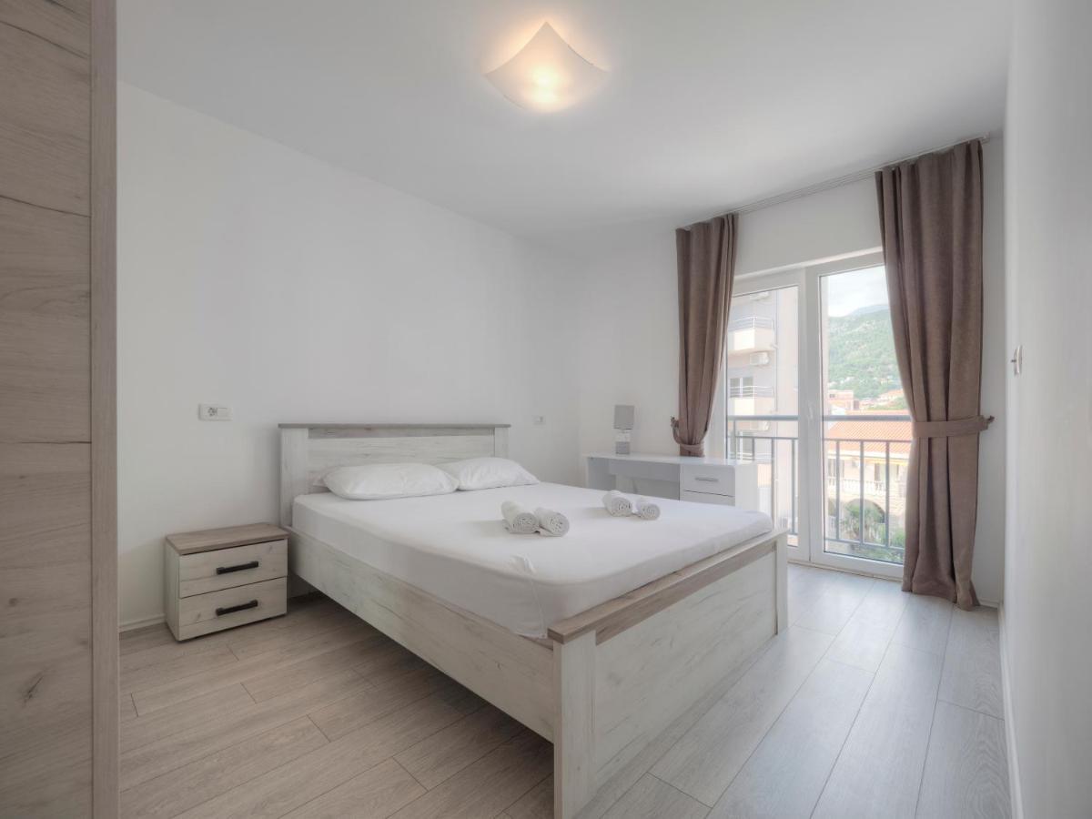 Family Three Bedroom Apartment Brando Budva Eksteriør bilde