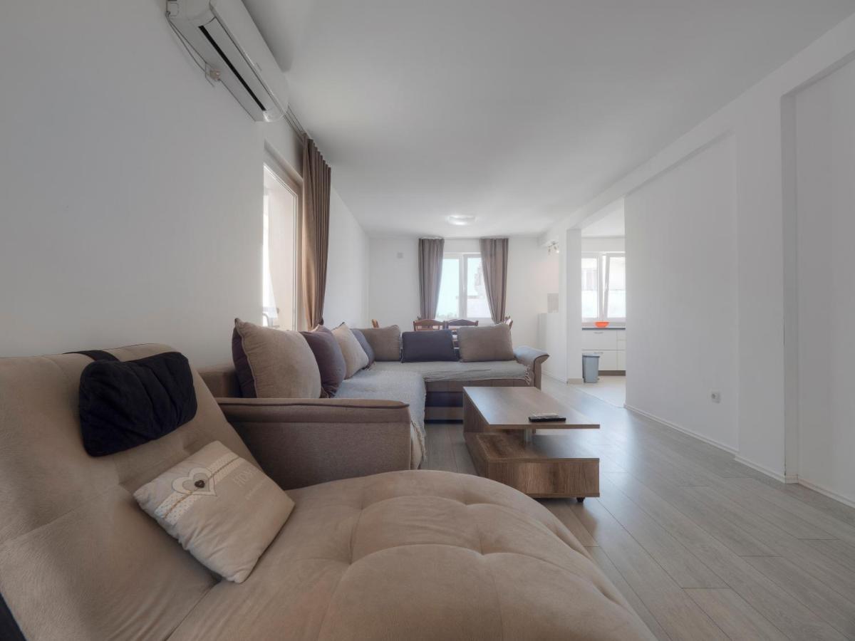 Family Three Bedroom Apartment Brando Budva Eksteriør bilde
